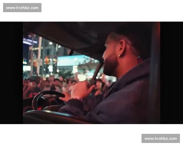 周一肌肉暴击!Drake 晒酒瓶肌肉照,新专辑Iceman预热引期待 周一肌肉暴击!Drake 晒酒瓶肌肉照,新专辑Iceman预热引期待