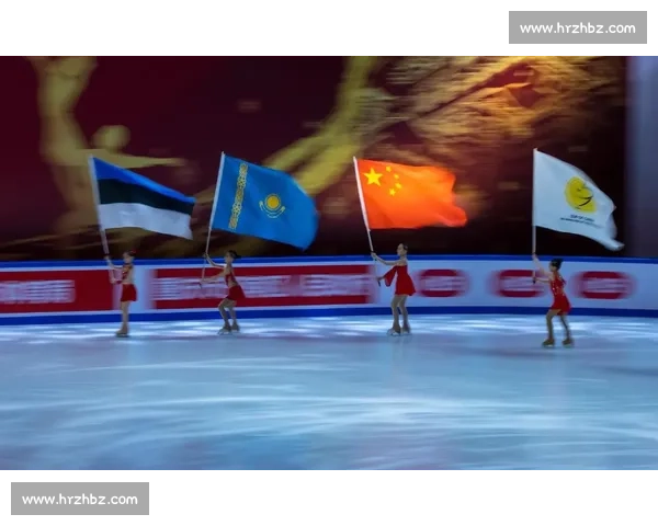 冰上共舞,花滑天鹅队演绎极致欢乐! 冰上共舞,花滑天鹅队演绎极致欢乐!